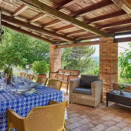 Casale Conte Jacopo 10 *